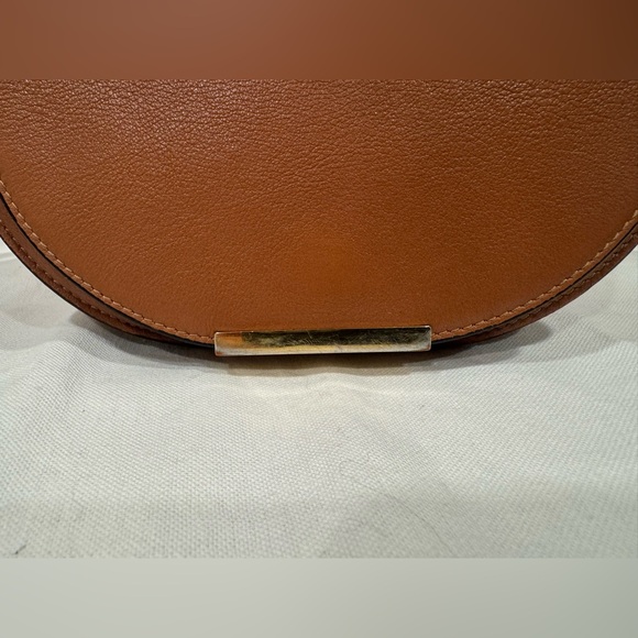 CUYANA Mini Saddle bag in CARAMEL Miele - Picture 11 of 15